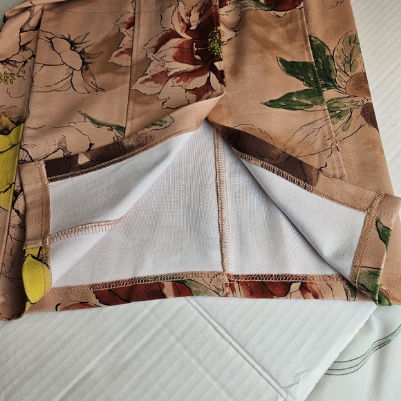 Melissa McCarthy Women Artsy Floral Pencil Skirt Size M - Picture 3 of 6